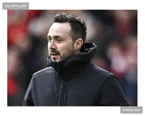 赛前报道：布莱顿训练基地开放日，德泽尔比展示新战术演练